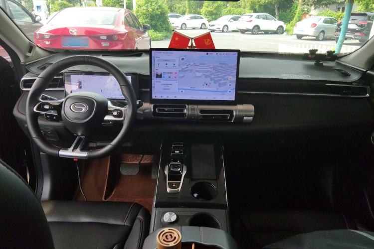 Used GAC Trumpchi EMKOO 2022 2.0T Neutron Star Max Edition Interior 2
