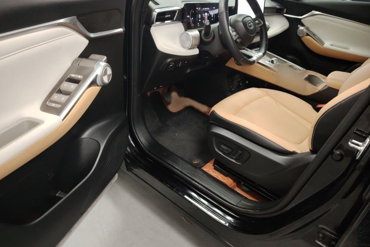 Used GAC Trumpchi EMKOO 2022 2.0 ATK TwinStar Pro Edition Interior 3