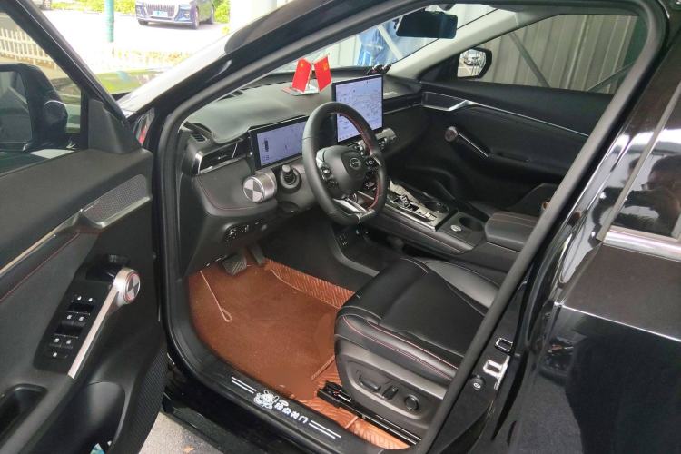 Used GAC Trumpchi EMKOO 2022 2.0T Neutron Star Max Edition Interior 3
