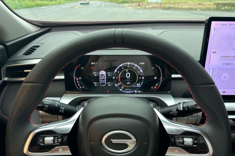 Used GAC Trumpchi EMKOO 2022 1.5T Supernova Pro Edition Interior 9