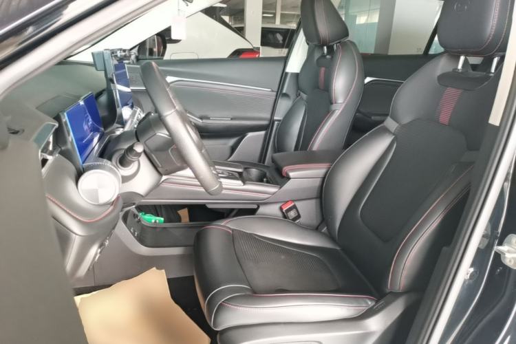 Used GAC Trumpchi EMKOO 2022 1.5T Supernova Pro Edition Left Front Seat