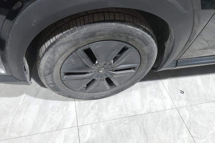 Used GAC Trumpchi EMKOO 2022 1.5T Supernova Edition Left Front Wheel Hub