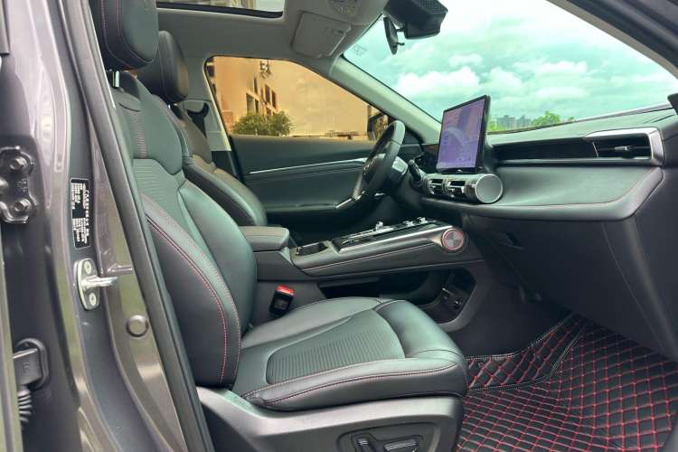 Used GAC Trumpchi EMKOO 2022 1.5T Supernova Pro Edition Right Front Seat