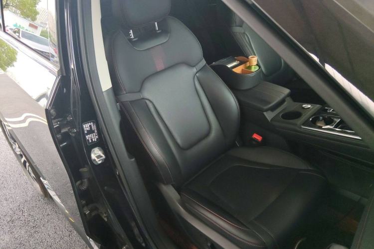 Used GAC Trumpchi EMKOO 2022 2.0T Neutron Star Max Edition Right Front Seat