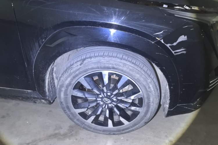 Used GAC Trumpchi EMKOO 2022 1.5T Supernova Pro Edition Right Front Wheel Hub