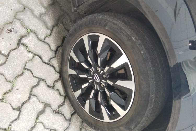 Used GAC Trumpchi EMKOO 2022 2.0 ATK TwinStar Max Edition Right Front Wheel Hub