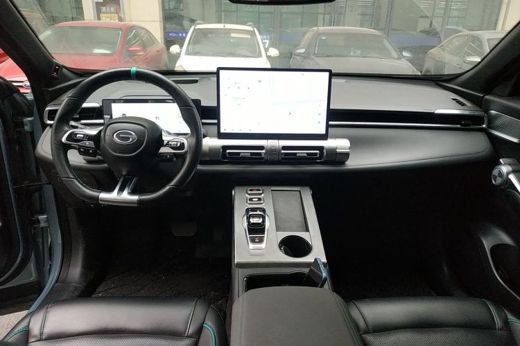 Used GAC Trumpchi EMKOO 2022 1.5T Supernova Max Edition Center Console