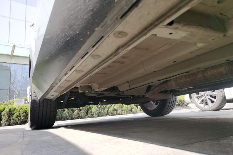 Used GAC Trumpchi EMKOO 2022 1.5T Supernova Pro Edition Chassis Front Right