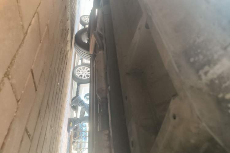 Used GAC Trumpchi EMKOO 2022 1.5T Supernova Max Edition Chassis Front Right