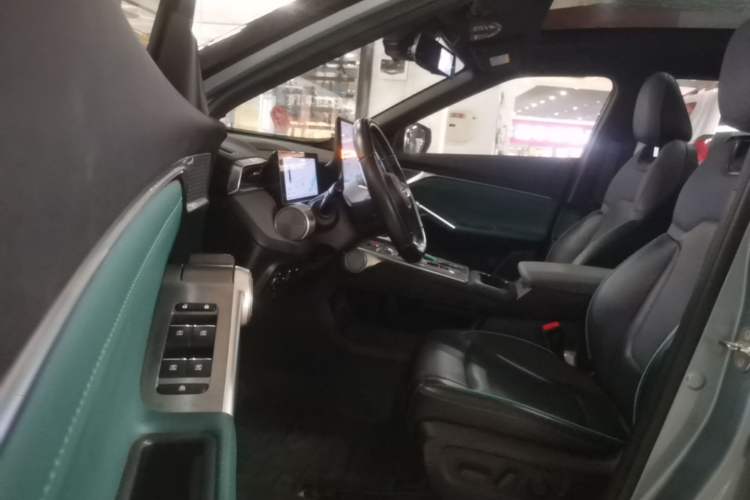 Used GAC Trumpchi EMKOO 2022 1.5T Supernova Max Edition Driver Seat