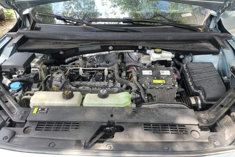 Used GAC Trumpchi EMKOO 2022 2.0 ATK TwinStar Pro Edition Engine Bay