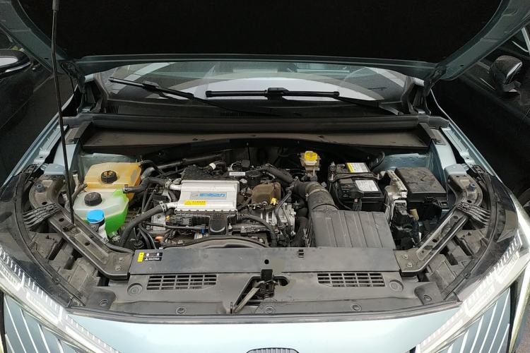 Used GAC Trumpchi EMKOO 2022 1.5T Supernova Max Edition Engine Bay