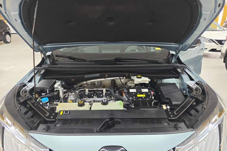 Used GAC Trumpchi EMKOO 2022 2.0 ATK TwinStar Pro Edition Engine Bay