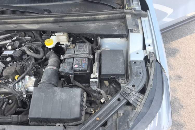 Used GAC Trumpchi EMKOO 2022 1.5T Supernova Max Edition Engine Bay Left