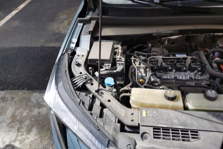Used GAC Trumpchi EMKOO 2022 2.0 ATK TwinStar Pro Edition Engine Bay Right