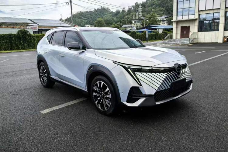 Used GAC Trumpchi EMKOO 2022 2.0T Neutron Star Max Edition Exterior 2