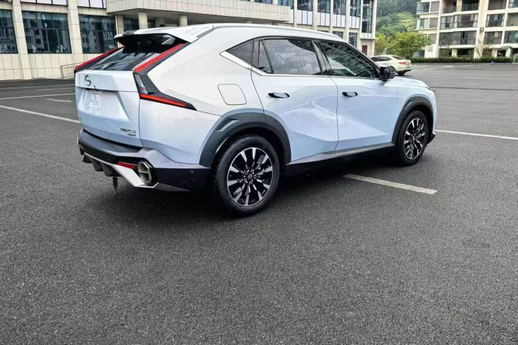 Used GAC Trumpchi EMKOO 2022 2.0T Neutron Star Max Edition Exterior 3