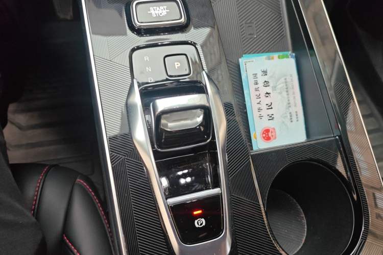 Used GAC Trumpchi EMKOO 2022 1.5T Supernova Pro Edition Gear Lever