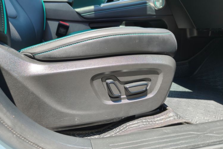 Used GAC Trumpchi EMKOO 2022 1.5T Supernova Max Edition Interior 15