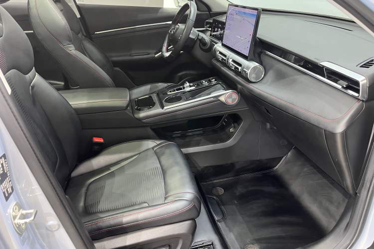 Used GAC Trumpchi EMKOO 2022 2.0T Neutron Star Pro Edition Interior 2