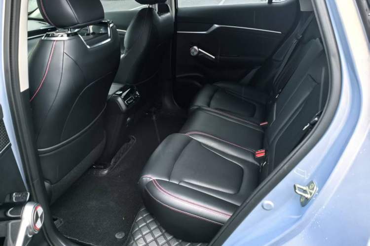 Used GAC Trumpchi EMKOO 2022 2.0T Neutron Star Max Edition Interior 2