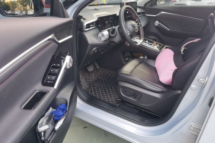 Used GAC Trumpchi EMKOO 2022 1.5T Supernova Pro Edition Interior 3