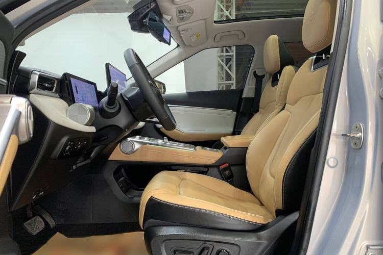 Used GAC Trumpchi EMKOO 2022 1.5T Supernova Max Edition Interior 3