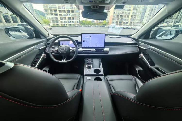 Used GAC Trumpchi EMKOO 2022 2.0T Neutron Star Max Edition Interior 3
