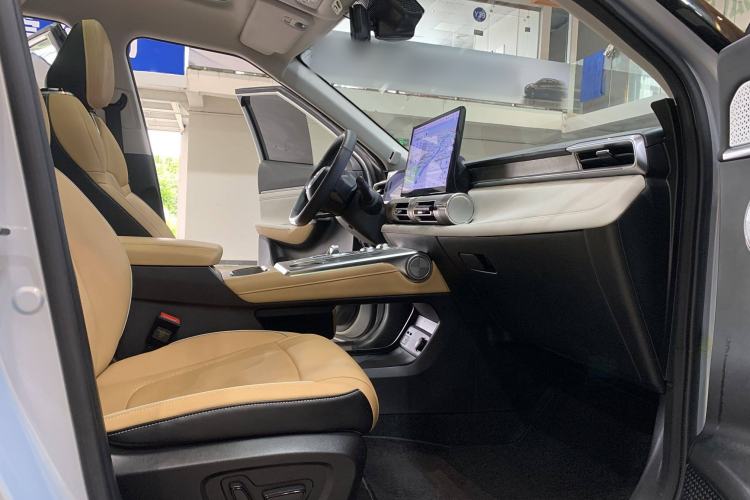 Used GAC Trumpchi EMKOO 2022 1.5T Supernova Max Edition Interior 4