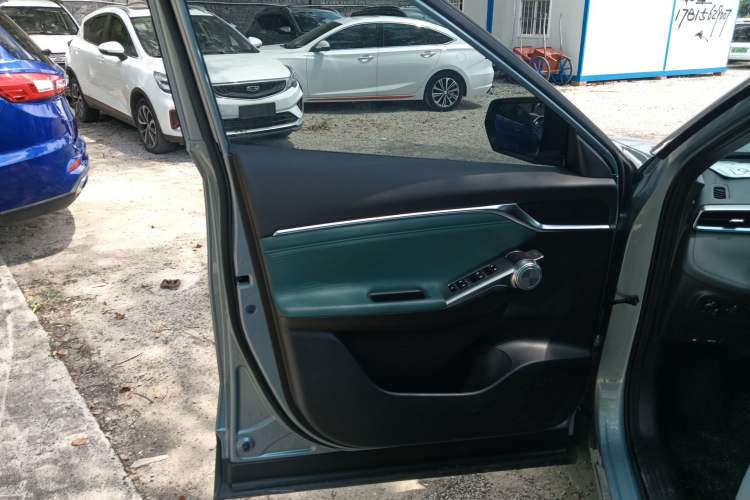 Used GAC Trumpchi EMKOO 2022 2.0 ATK TwinStar Pro Edition Left Front Door Interior