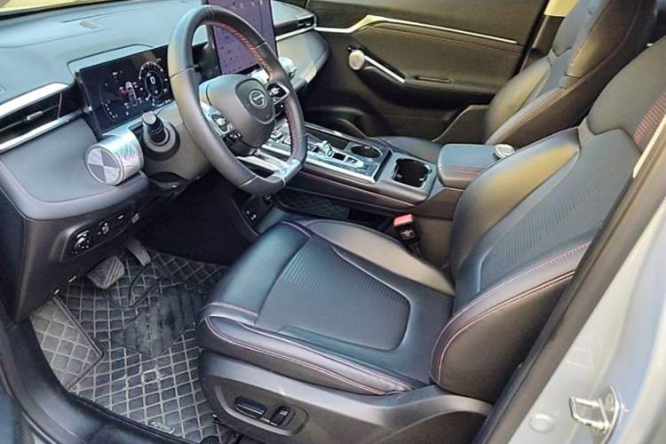 Used GAC Trumpchi EMKOO 2022 1.5T Supernova Pro Edition Left Front Seat