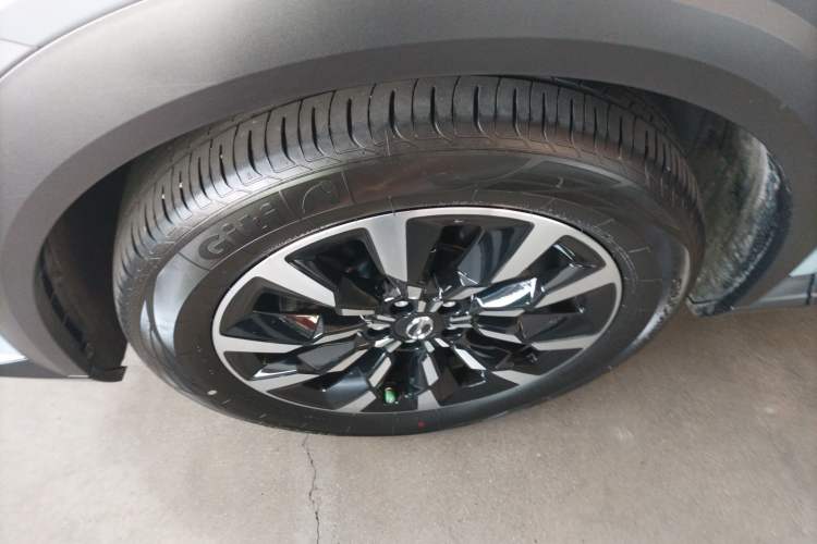 Used GAC Trumpchi EMKOO 2022 1.5T Supernova Pro Edition Left Front Wheel Hub