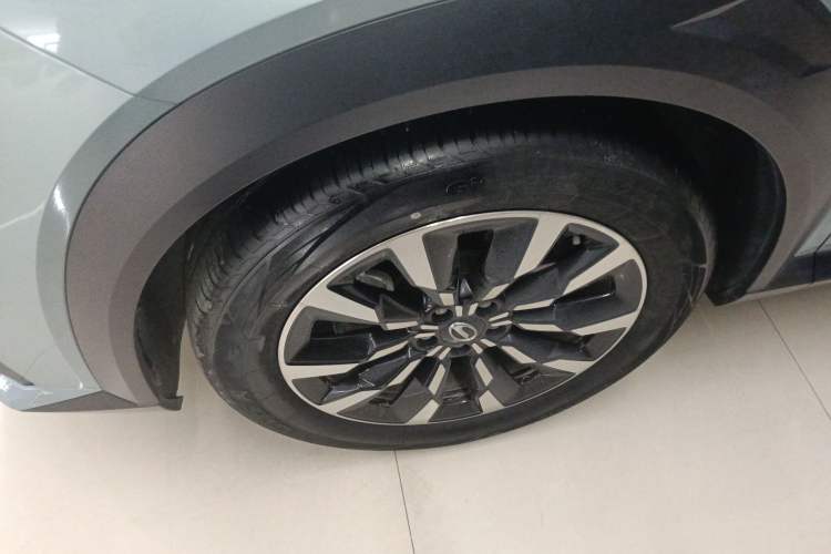 Used GAC Trumpchi EMKOO 2022 1.5T Supernova Pro Edition Left Front Wheel Hub