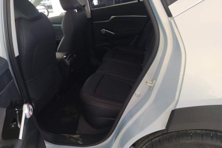 Used GAC Trumpchi EMKOO 2022 2.0 ATK Gemini Edition Left Rear Seat