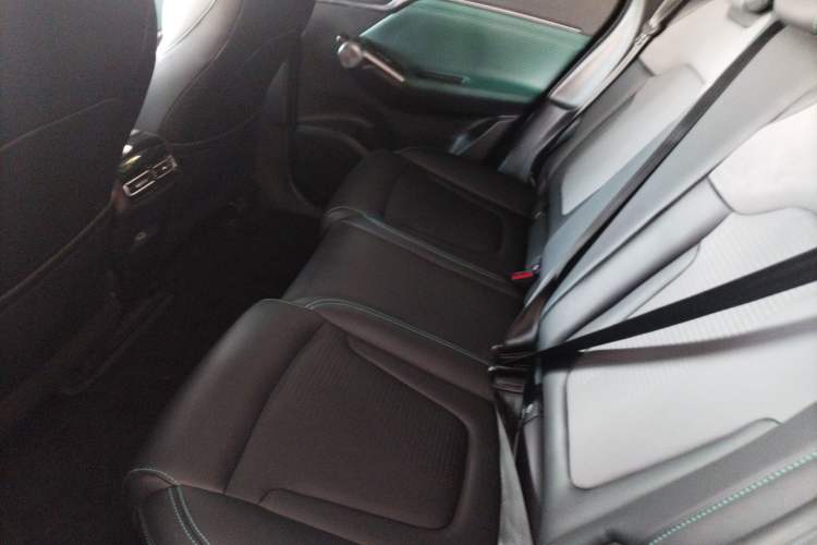 Used GAC Trumpchi EMKOO 2022 1.5T Supernova Pro Edition Left Rear Seat
