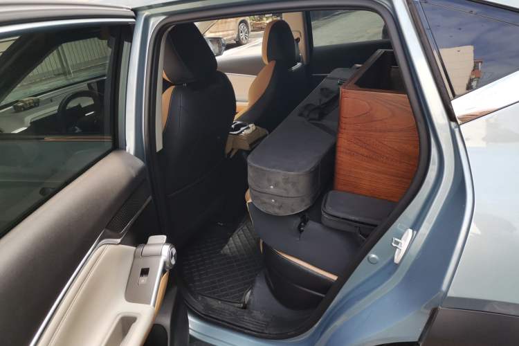 Used GAC Trumpchi EMKOO 2022 2.0 ATK TwinStar Pro Edition Left Rear Seat