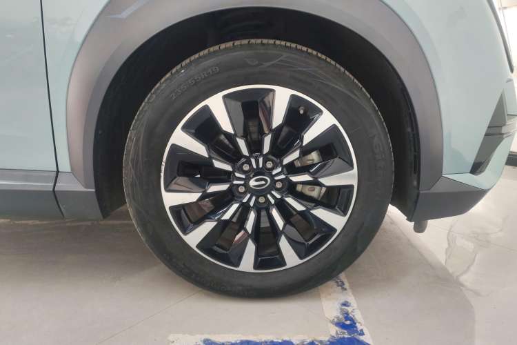 Used GAC Trumpchi EMKOO 2022 1.5T Supernova Pro Edition Left Rear Wheel Hub