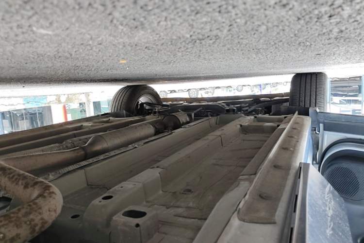 Used GAC Trumpchi EMKOO 2022 1.5T Supernova Max Edition Left Side Sill