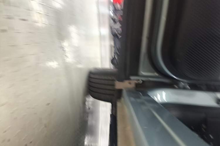Used GAC Trumpchi EMKOO 2022 1.5T Supernova Pro Edition Left Side Sill