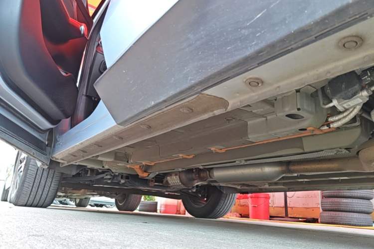Used GAC Trumpchi EMKOO 2022 2.0 ATK TwinStar Pro Edition Left Side Sill