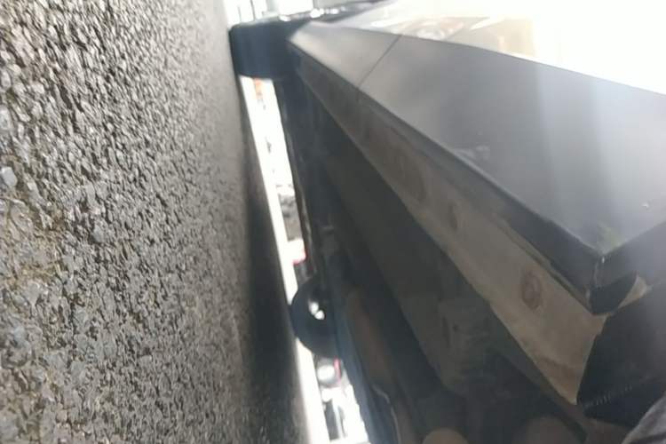Used GAC Trumpchi EMKOO 2022 1.5T Supernova Pro Edition Left Side Sill