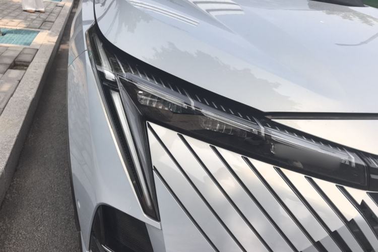 Used GAC Trumpchi EMKOO 2022 1.5T Supernova Max Edition Right Front Headlight
