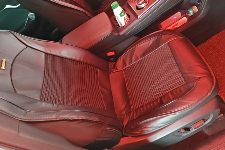 Used GAC Trumpchi EMKOO 2022 2.0 ATK TwinStar Pro Edition Right Front Seat