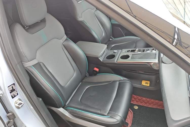 Used GAC Trumpchi EMKOO 2022 2.0 ATK TwinStar Max Edition Right Front Seat
