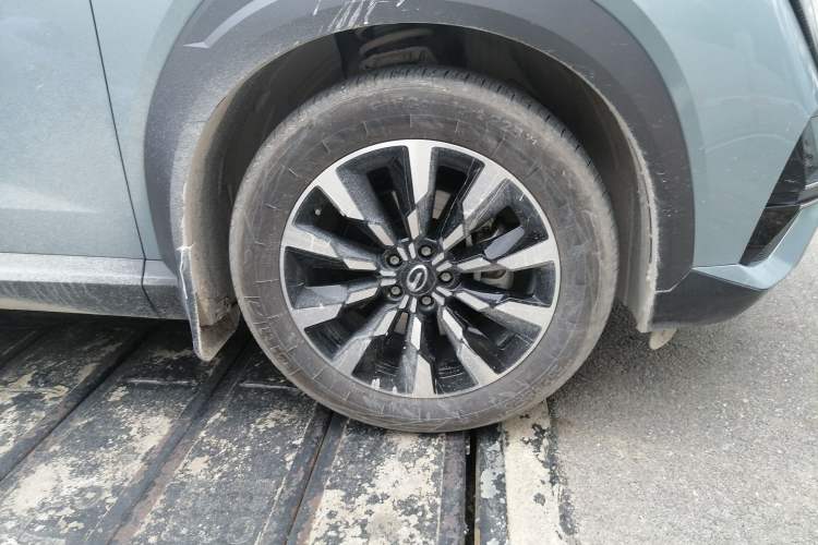 Used GAC Trumpchi EMKOO 2022 1.5T Supernova Pro Edition Right Front Wheel Hub