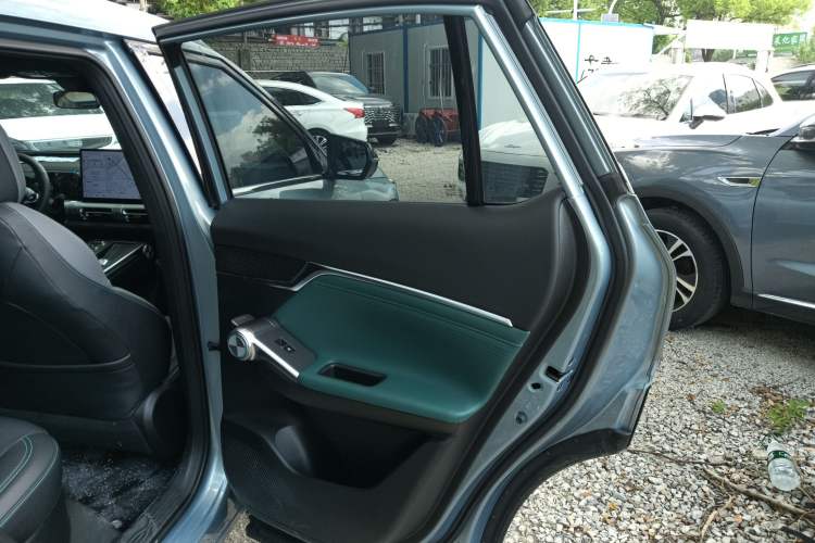 Used GAC Trumpchi EMKOO 2022 2.0 ATK TwinStar Pro Edition Right Rear Door Interior