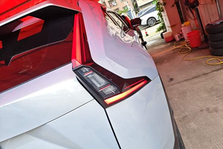 Used GAC Trumpchi EMKOO 2022 2.0 ATK TwinStar Pro Edition Right Rear Taillight