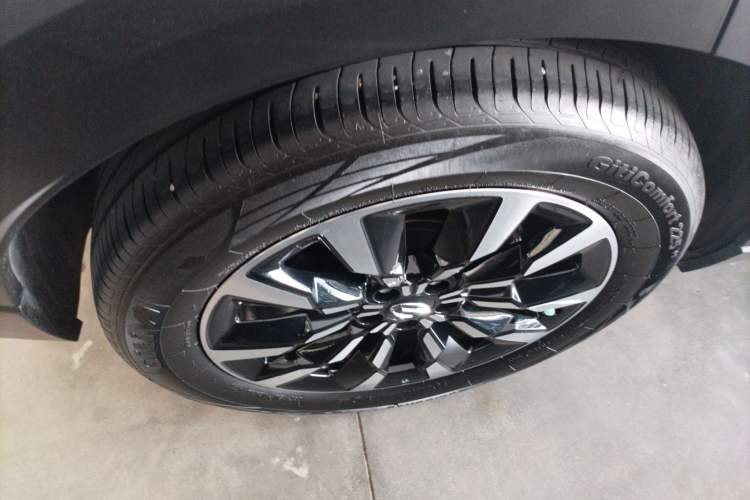 Used GAC Trumpchi EMKOO 2022 1.5T Supernova Pro Edition Right Rear Wheel Hub