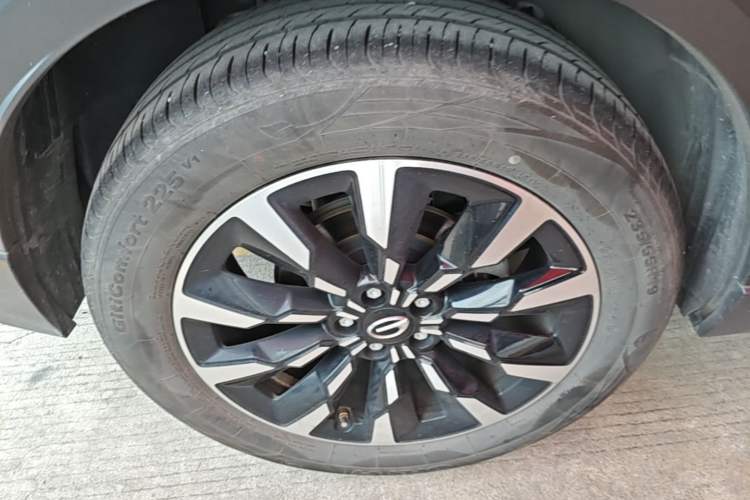 Used GAC Trumpchi EMKOO 2022 2.0 ATK TwinStar Pro Edition Right Rear Wheel Hub