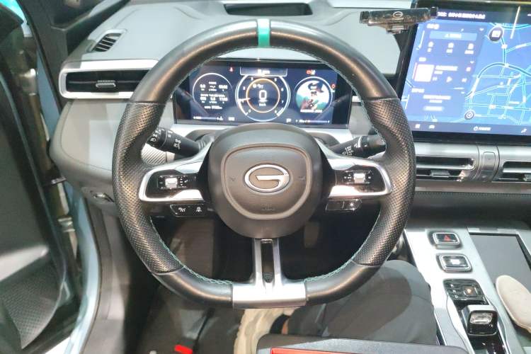 Used GAC Trumpchi EMKOO 2022 1.5T Supernova Max Edition Steering Wheel